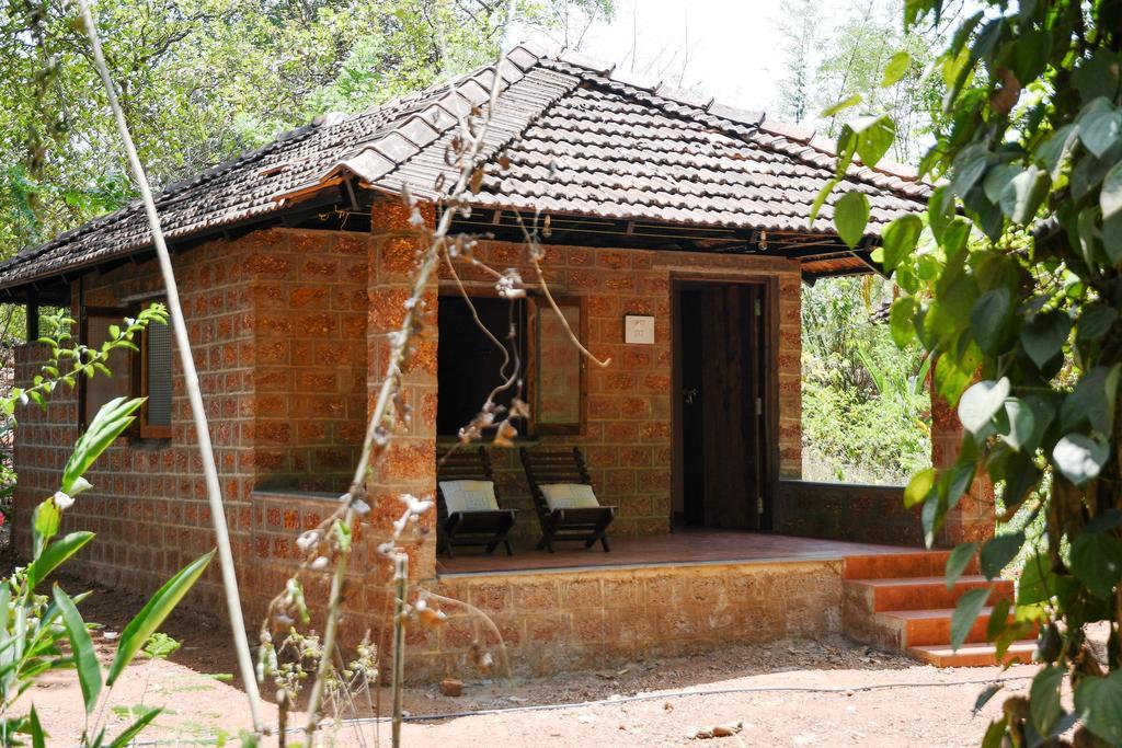 Dudhsagar Plantation Cormonem Exterior foto